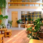 Neru Hostel & Coffee
